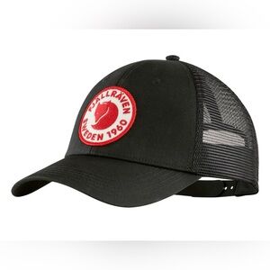 Fjallraven 1960 Logo SnapBack Mesh Trucker Hat